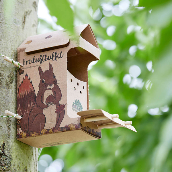 FREILUFTBUFFET EICHHÖRNCHEN