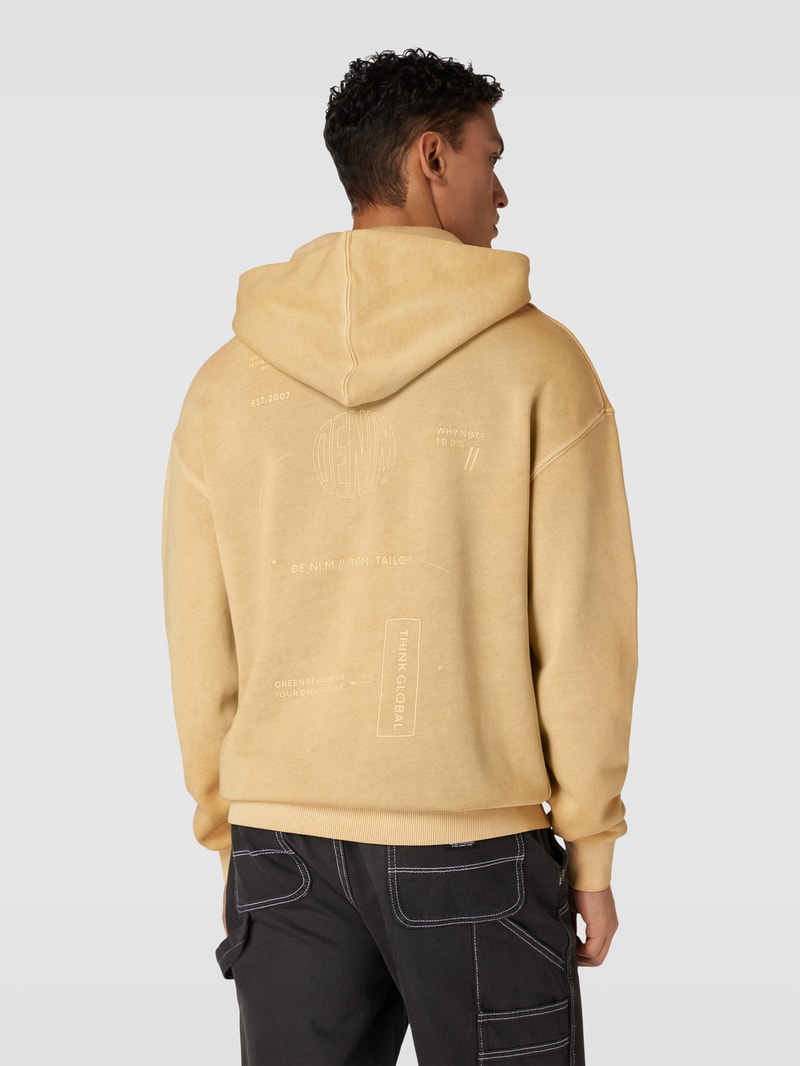 Hoodie mit Känguru-Tasche Modell 'relaxed garment' in cognac