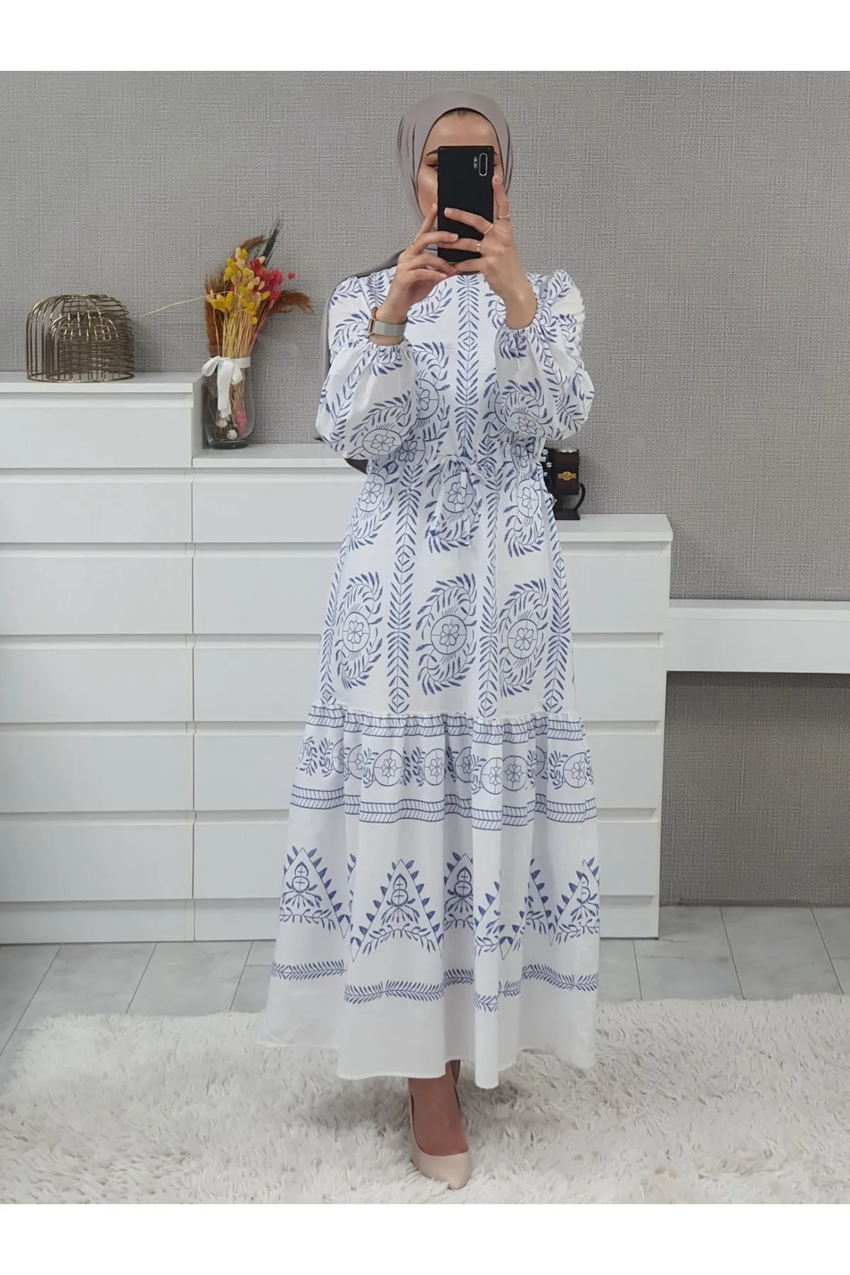 Modamorfo  Langes Kleid mit Tunnelspitze