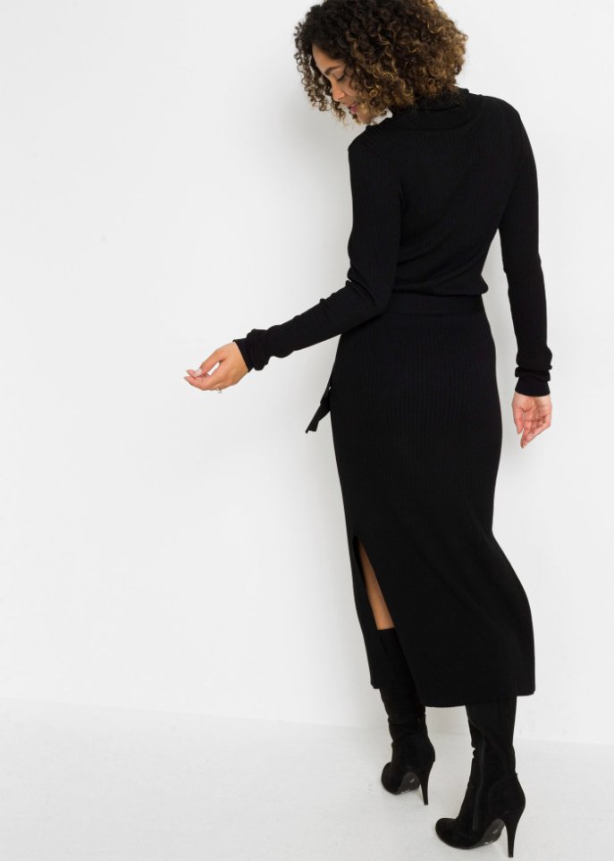 Strickkleid mit Bindegürtel
