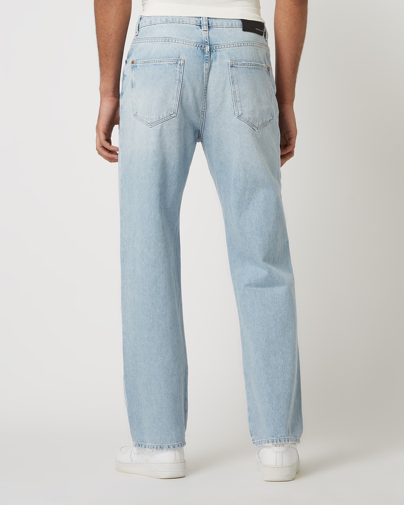 Baggy Fit Jeans mit Brand-Detail in hellblau
