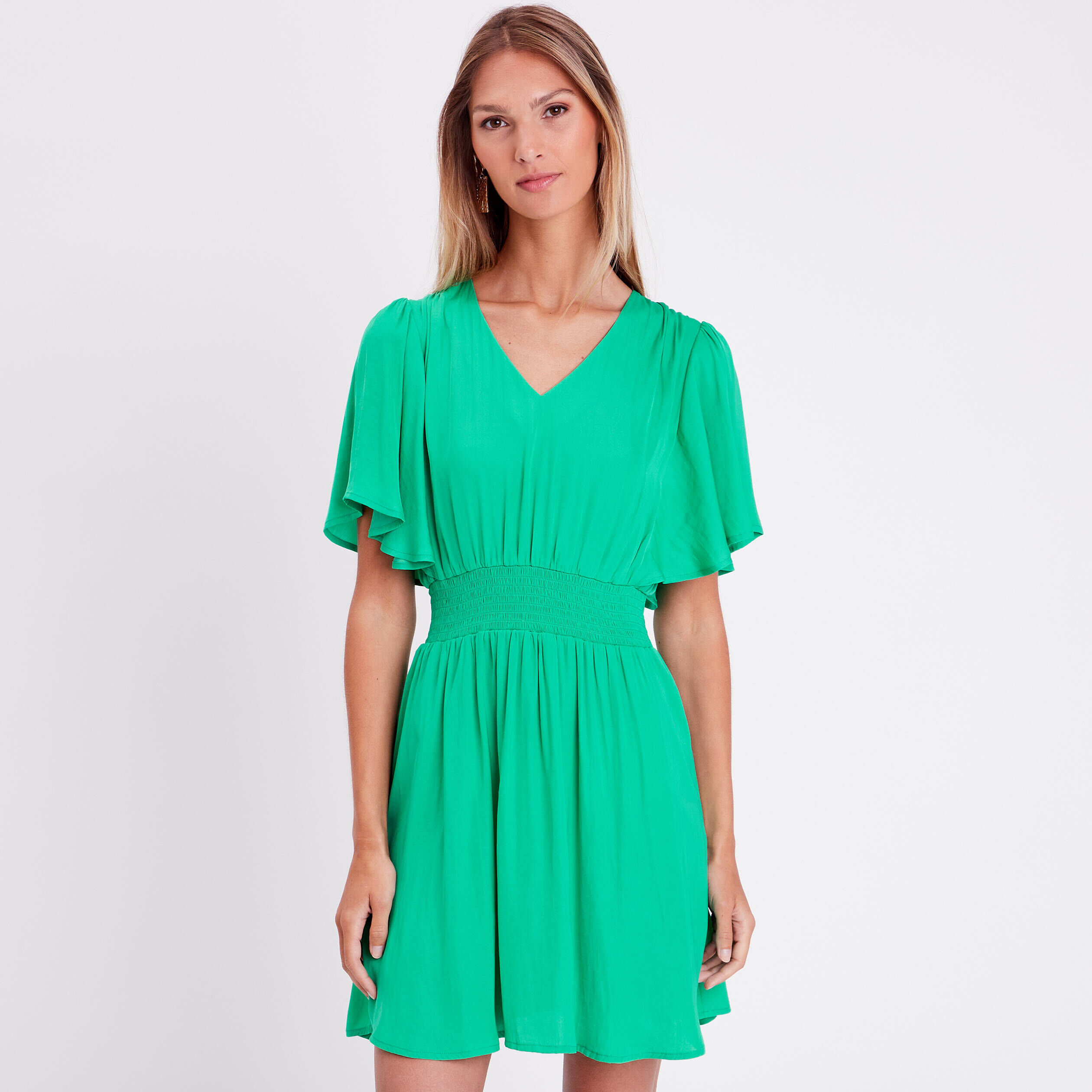 Robe cintrée smockée satin vert menthe femme | Cache Cache