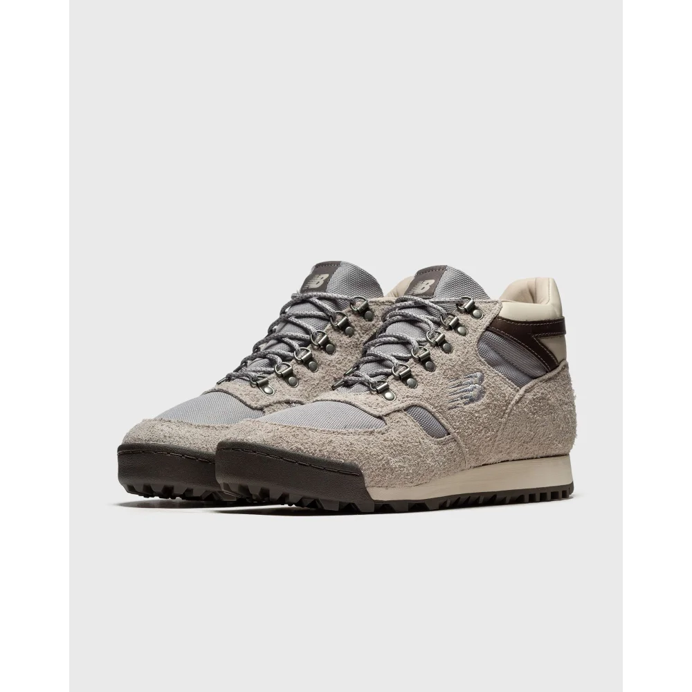 New Balance Rainier URAINAD / grau
