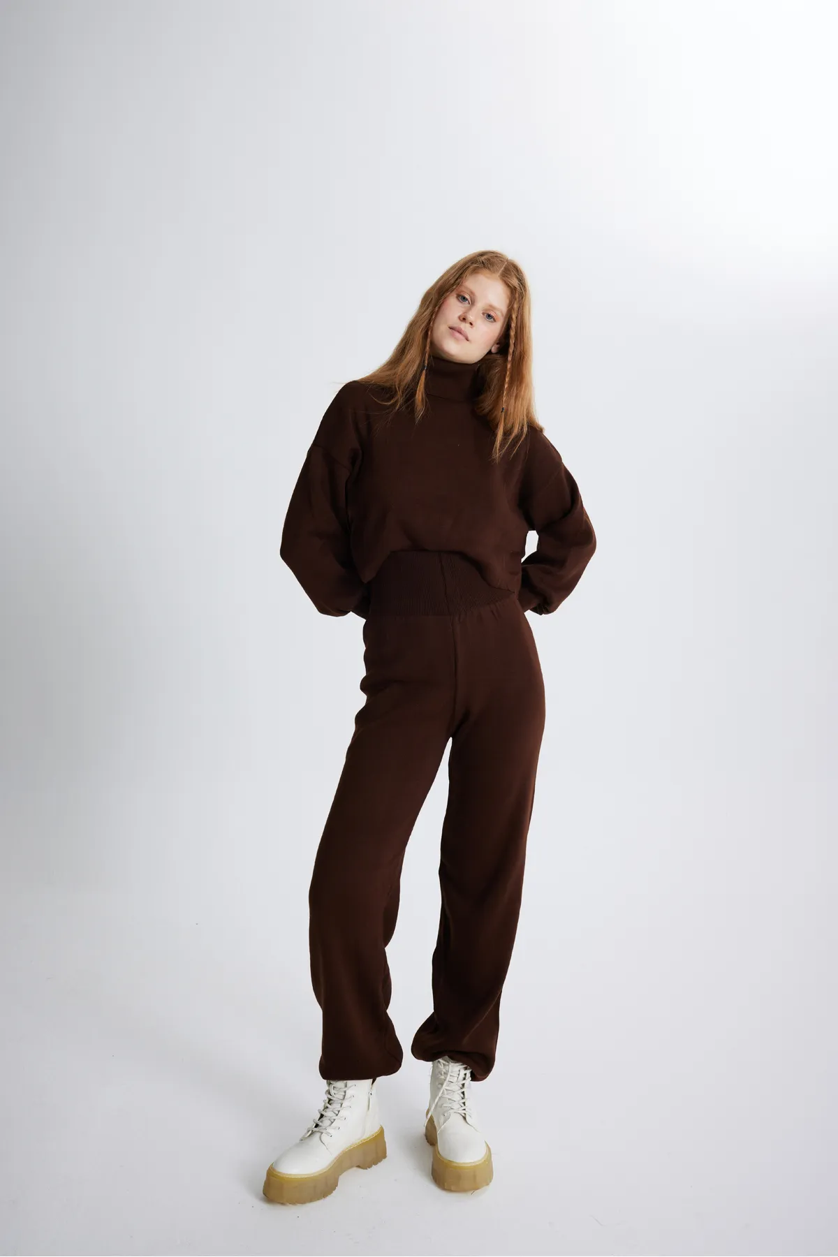 HOLLY LOLLY  Bottom Top Strickwaren Thinky Suit Braun