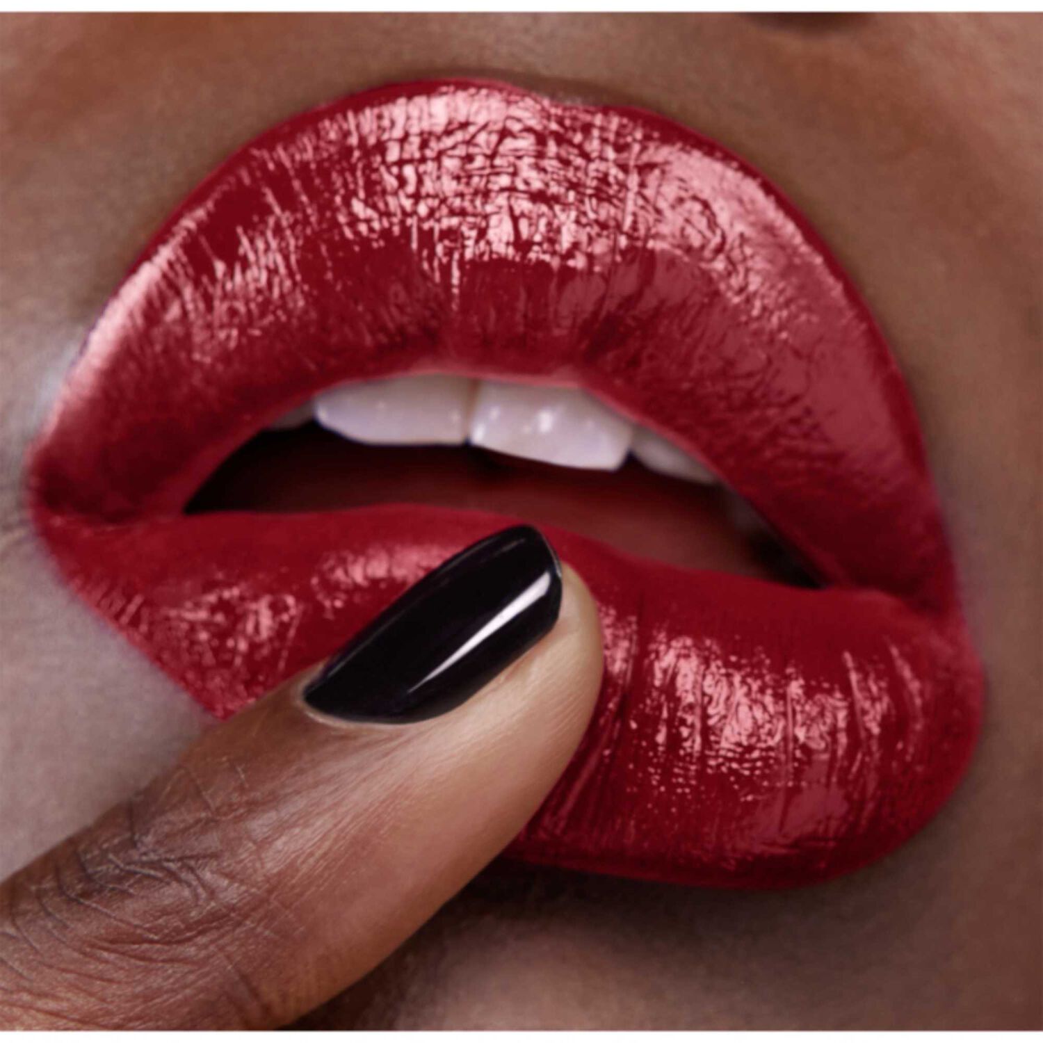 Yves St Laurent Rouge Pur Couture The Bold Rouge à Lèvres Brillant Longue Tenue