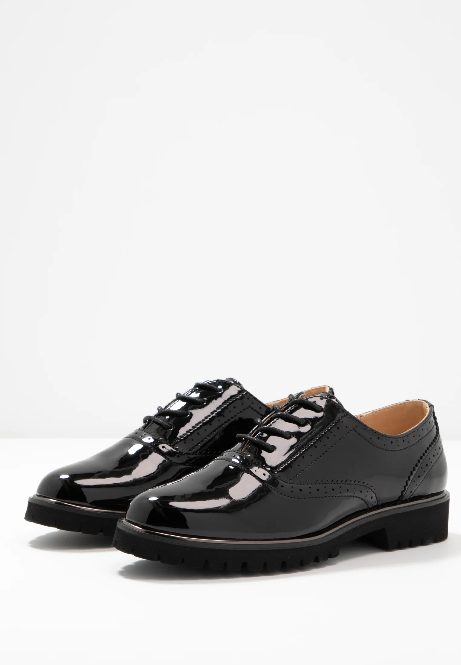 Zapatos con cordones de Anna Field