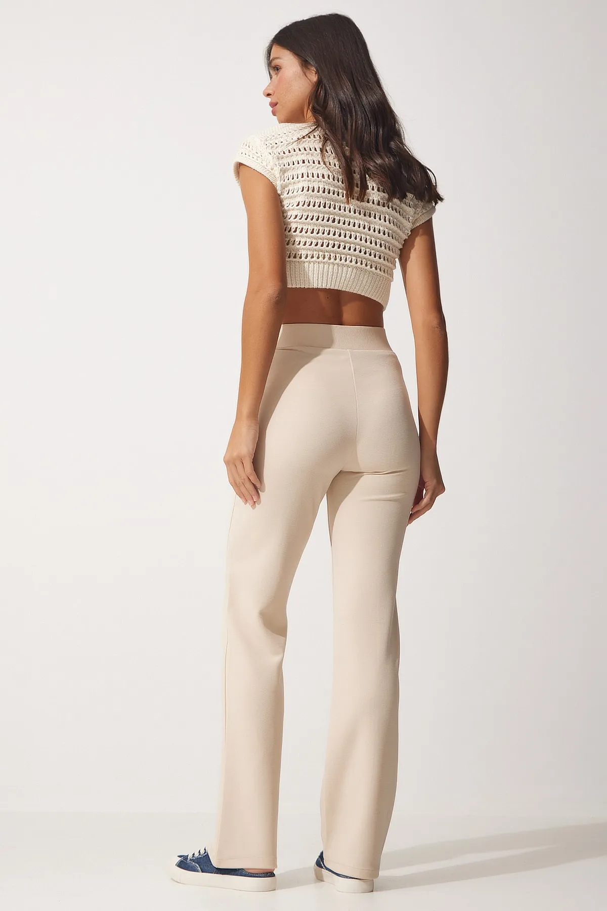 Happiness İstanbul  Cremefarbene, bequeme Strickhose aus Lycra mit hoher Taille für Damen RV00090