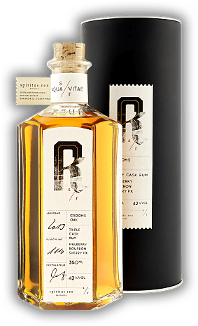 Spiritus Rex Grooms Oak Triple Cask Rum 0,35 Liter Spiritus Rex Grooms Oak Triple Cask Rum 0,35 Liter Ein Triple Cask Rum aus Deutschland, benannt nach der Bräutigamseiche in Eutin, ganz in der Nähe der Brennerei. Jahrgang 2013 - 0,35	 Liter - Vol 42