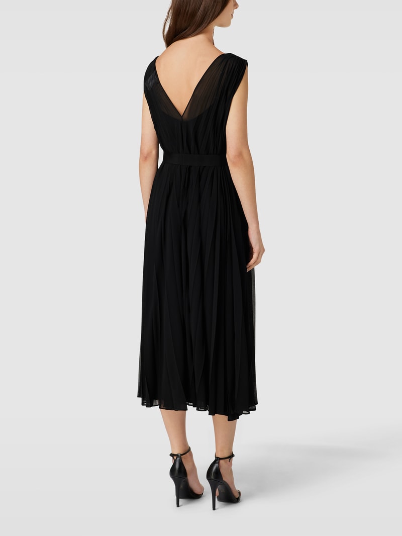 Maxikleid mit V-Ausschnitt Modell 'EDITA' in schwarz