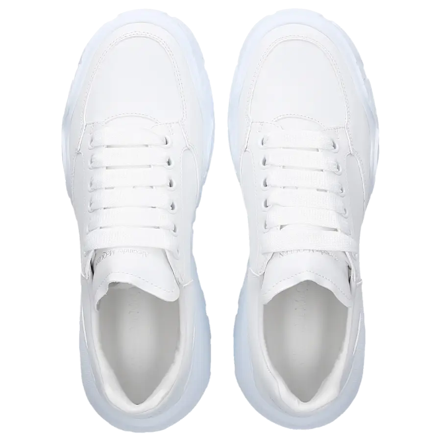 Alexander McQueen - Sneaker low COURT Kalbsleder - weiß