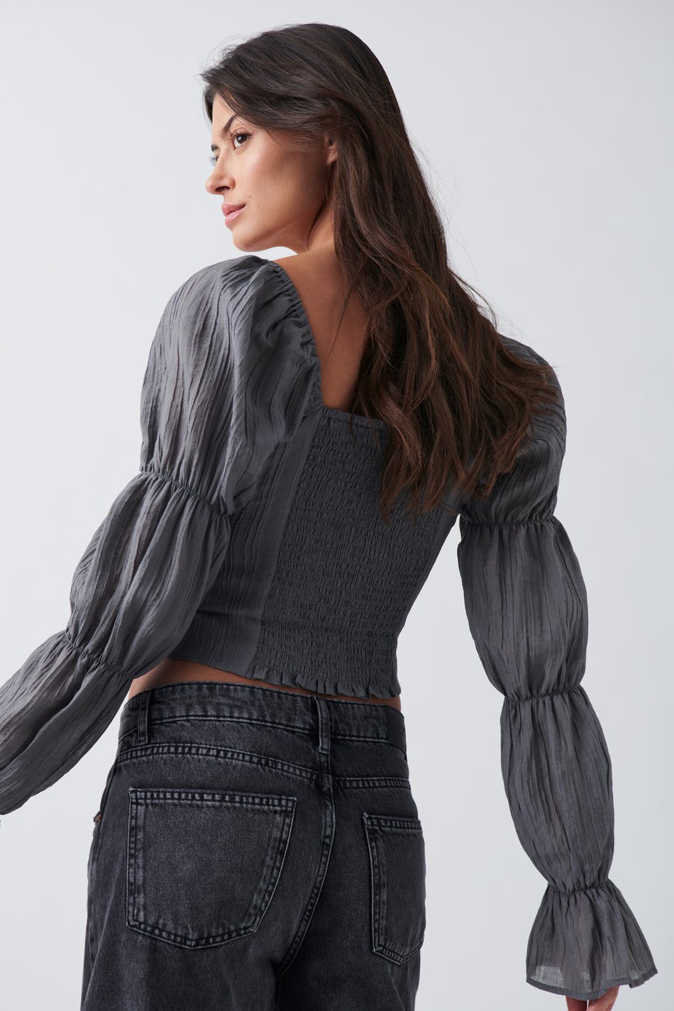 Puff sleeve blouse