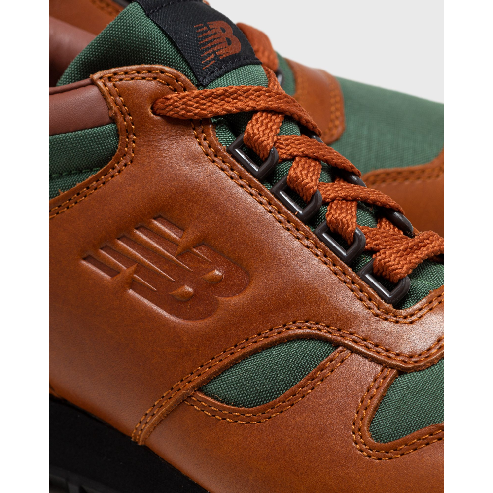 New Balance Rainier UALGSBB / braun