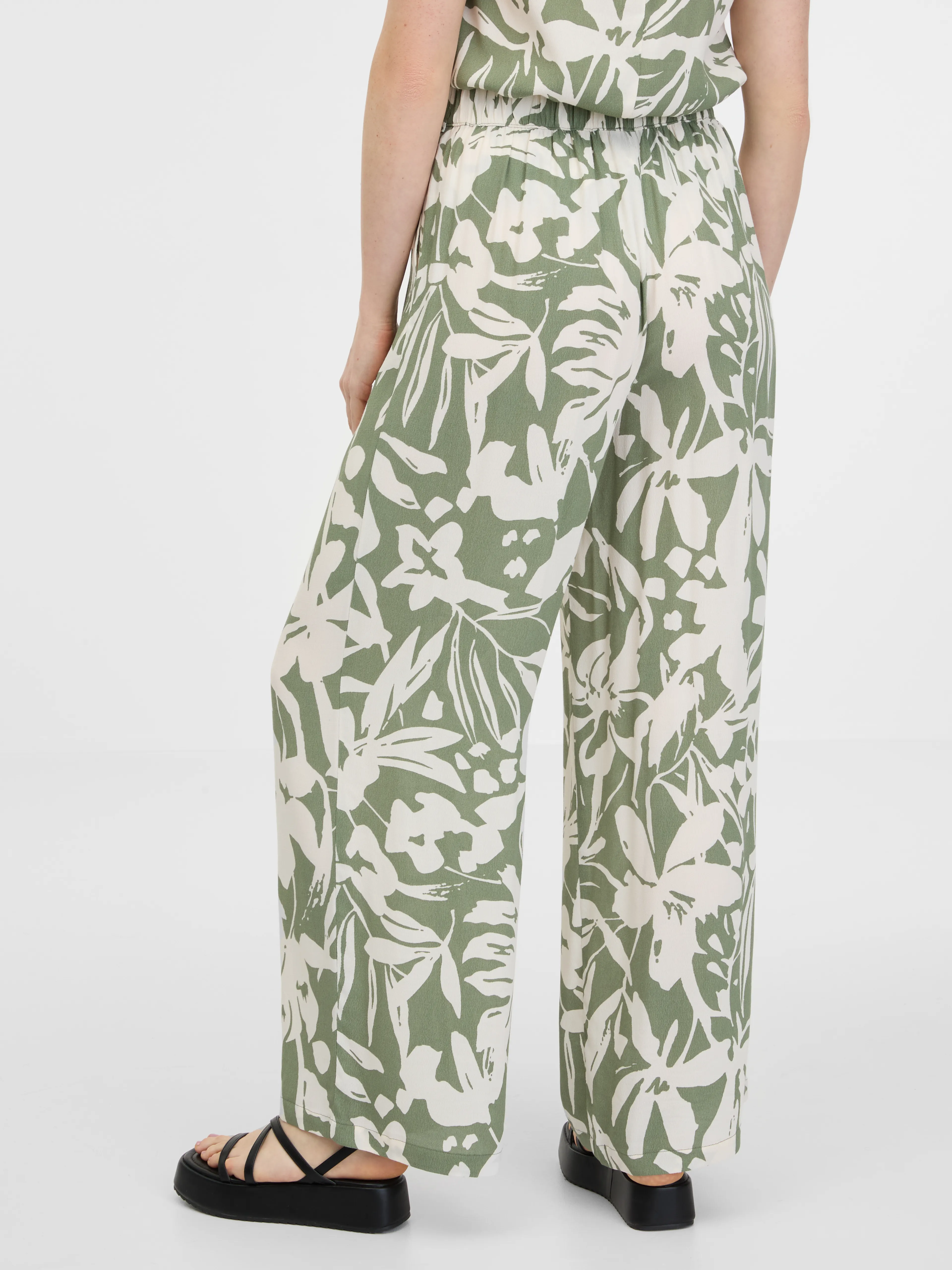 Khakifarbene weite Damenhose ORSAY