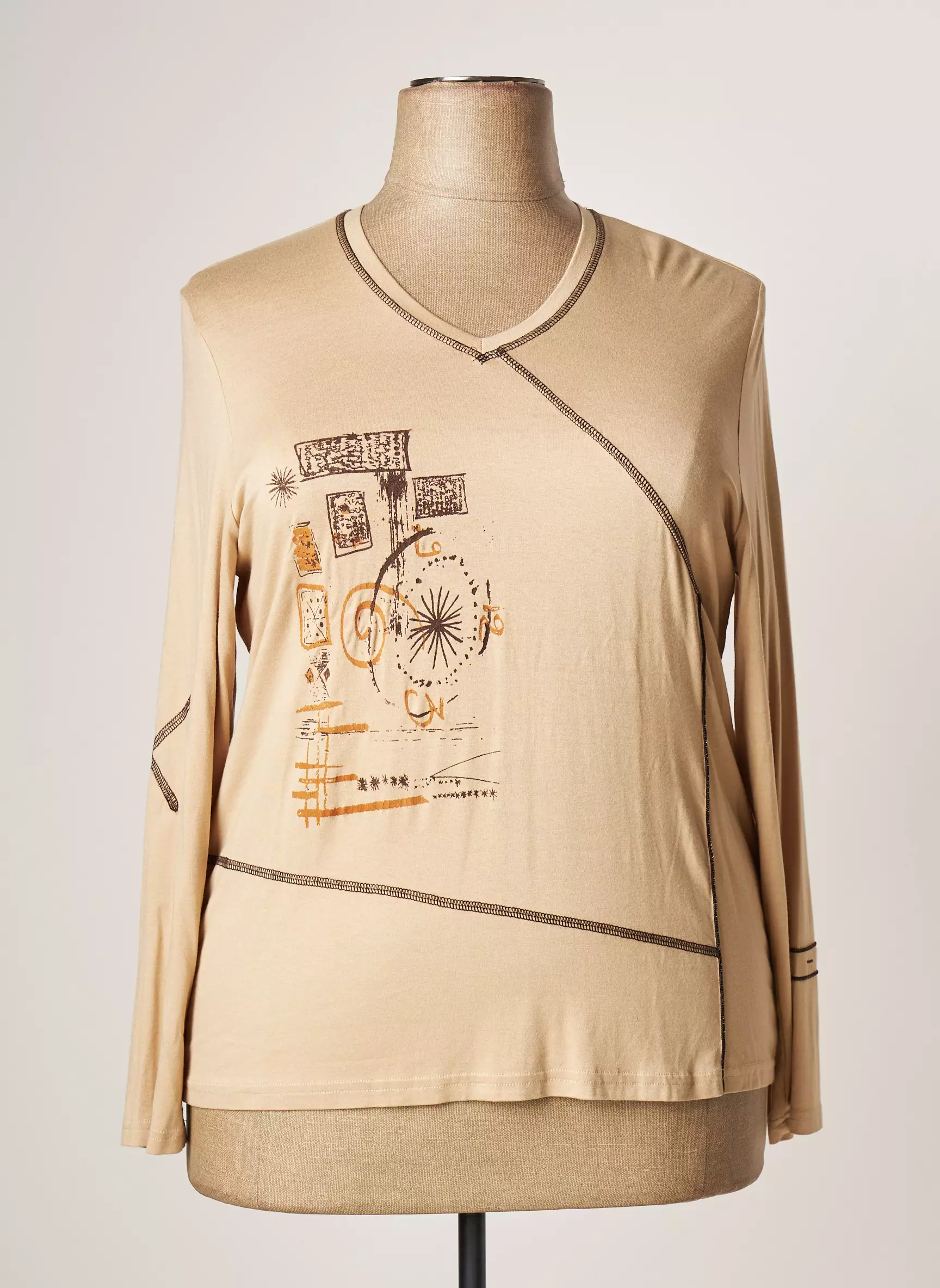 Lisa Chesnay Tshirts Femme couleur beige