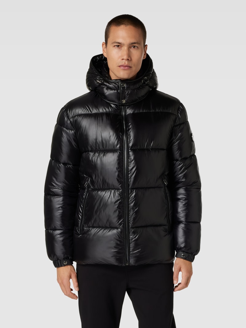Steppjacke mit Reißverschlusstaschen in schwarz
