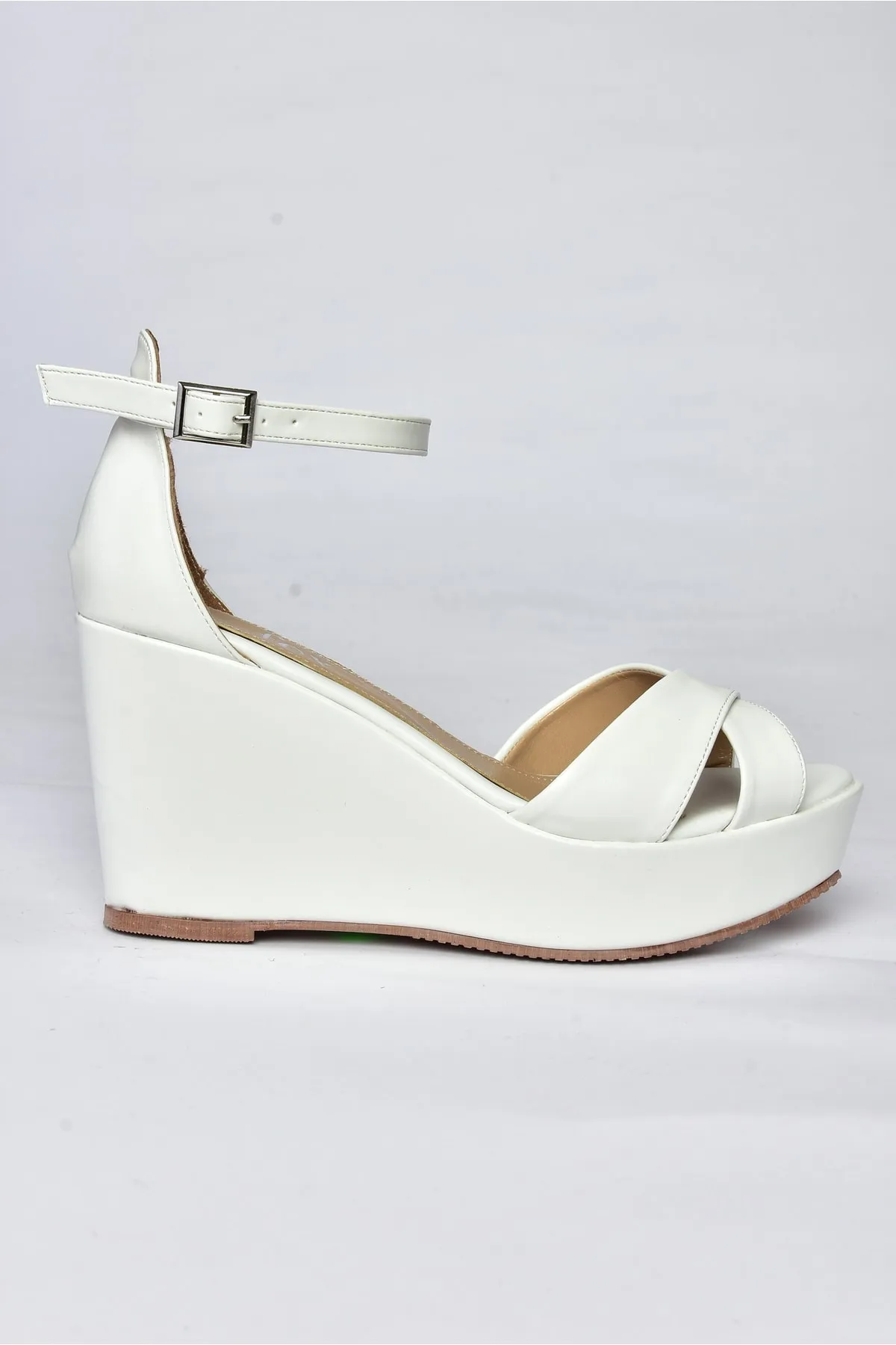 Fox Shoes  Weiße Damenschuhe mit Keilabsatz