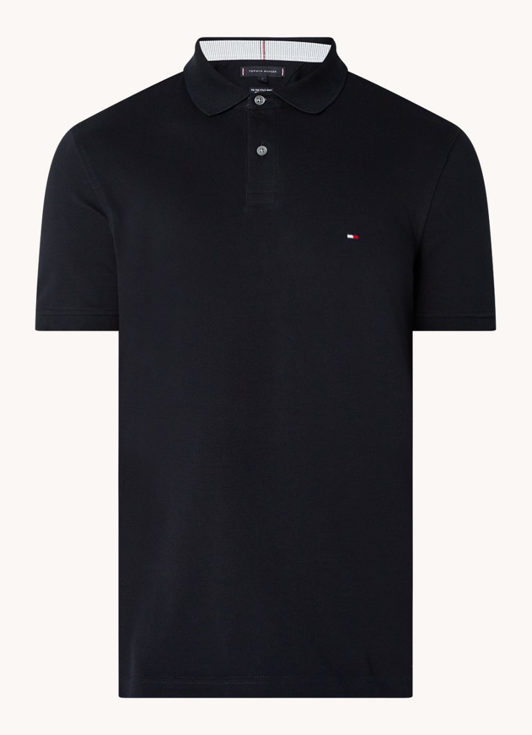 Polo Tommy Hilfiger Core de corte regular, confeccionada em piqué de algodão com bordado do logotipo.