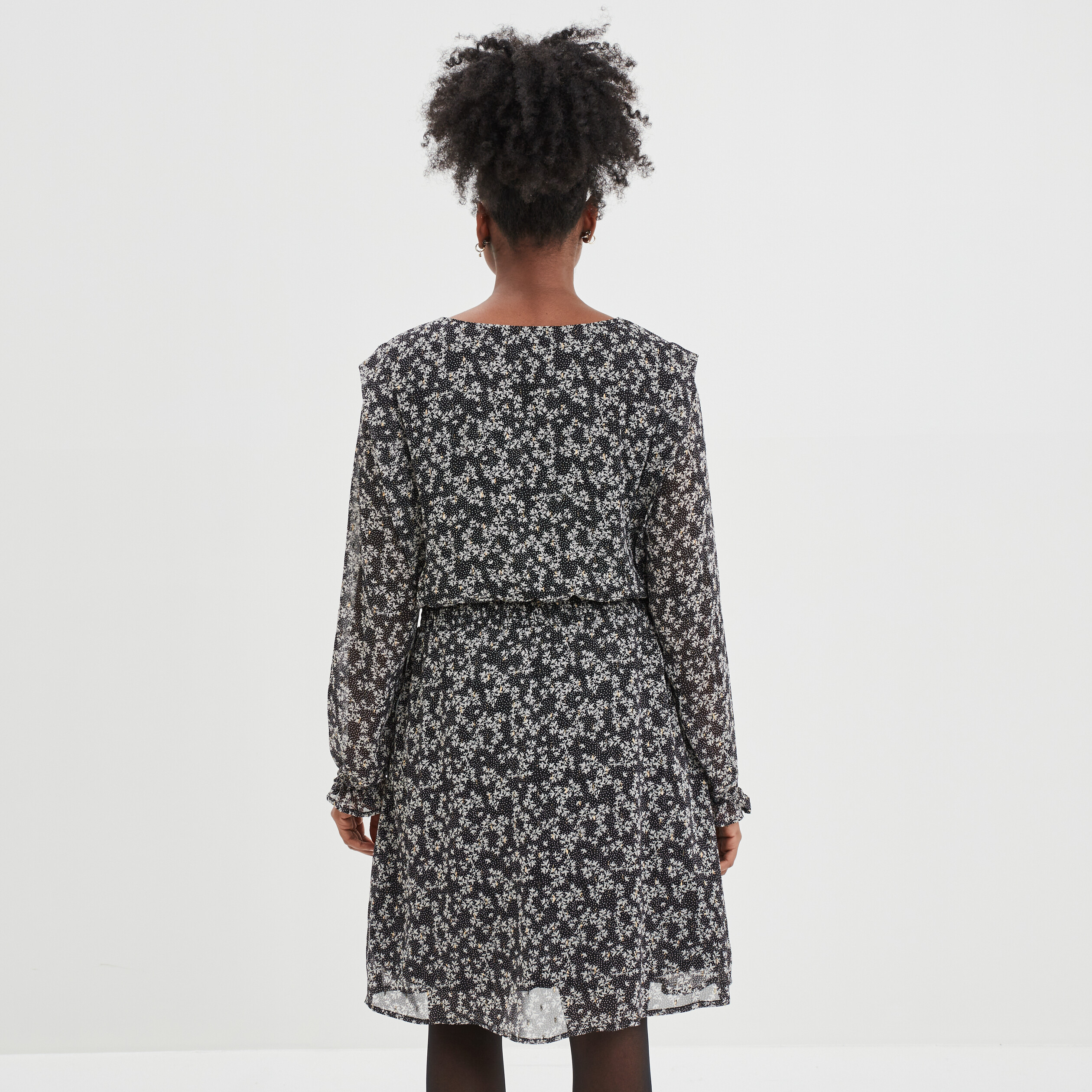 Robe évasée taille élastiquée col en V noir femme | La Halle