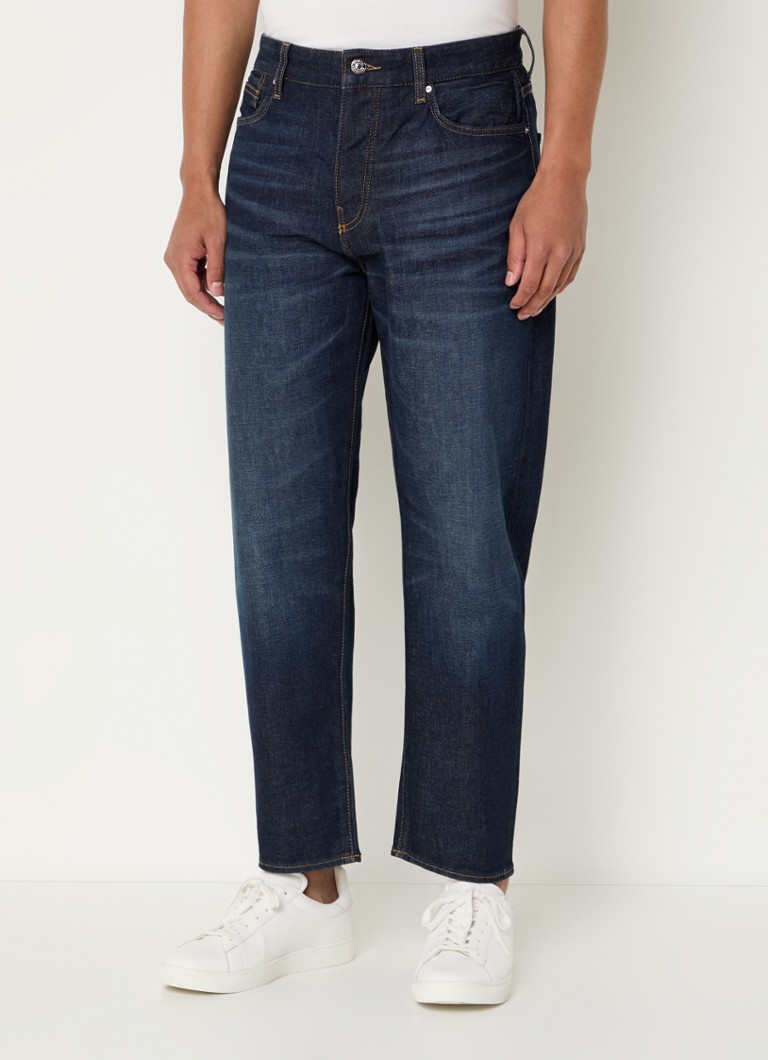 Armani Exchange Slim fit -farkut, joissa tumma pesu