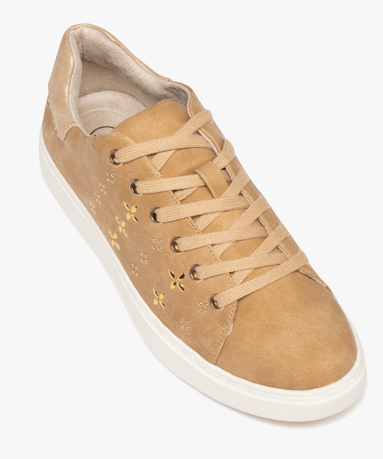 Baskets femme unies avec motifs en clous métalliques camel | GEMO