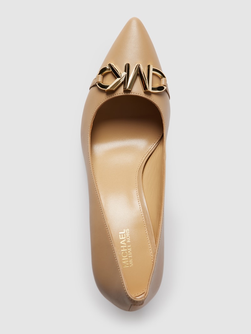 Pumps mit Label-Detail in metallic Modell 'IZZY FLEX PUMP' in camel