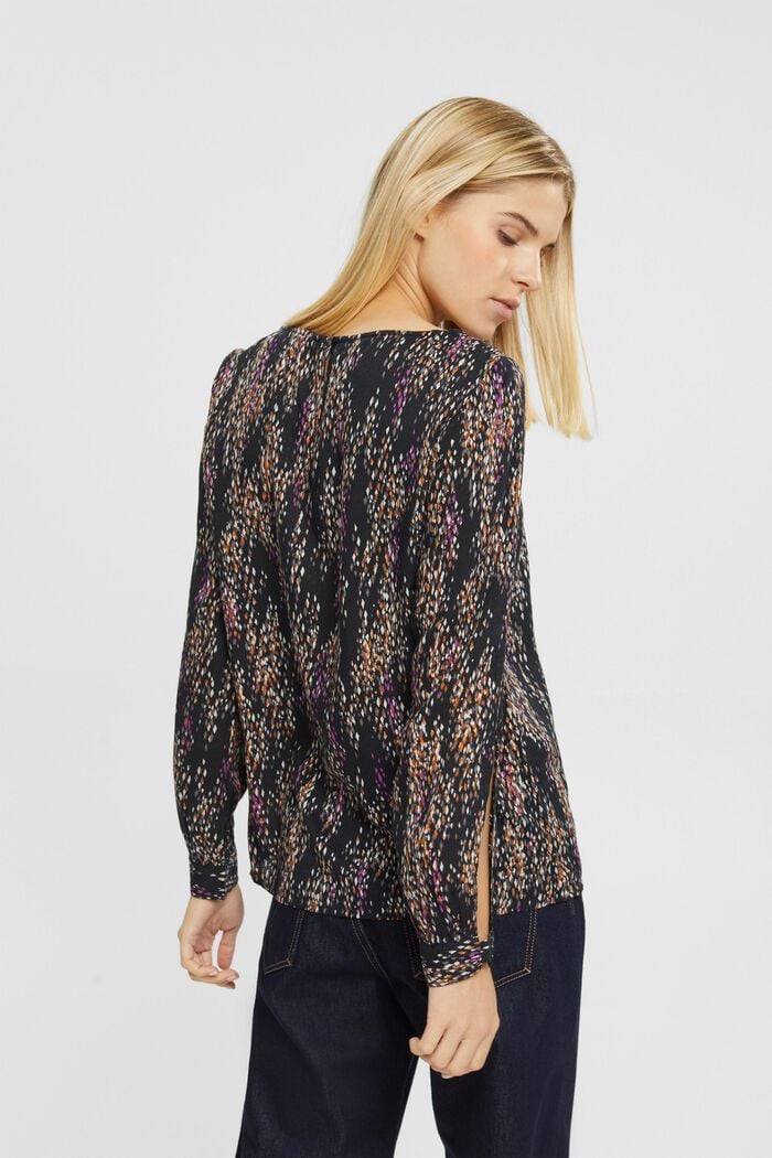 Bluse mit Muster und Cut-out am Ärmel