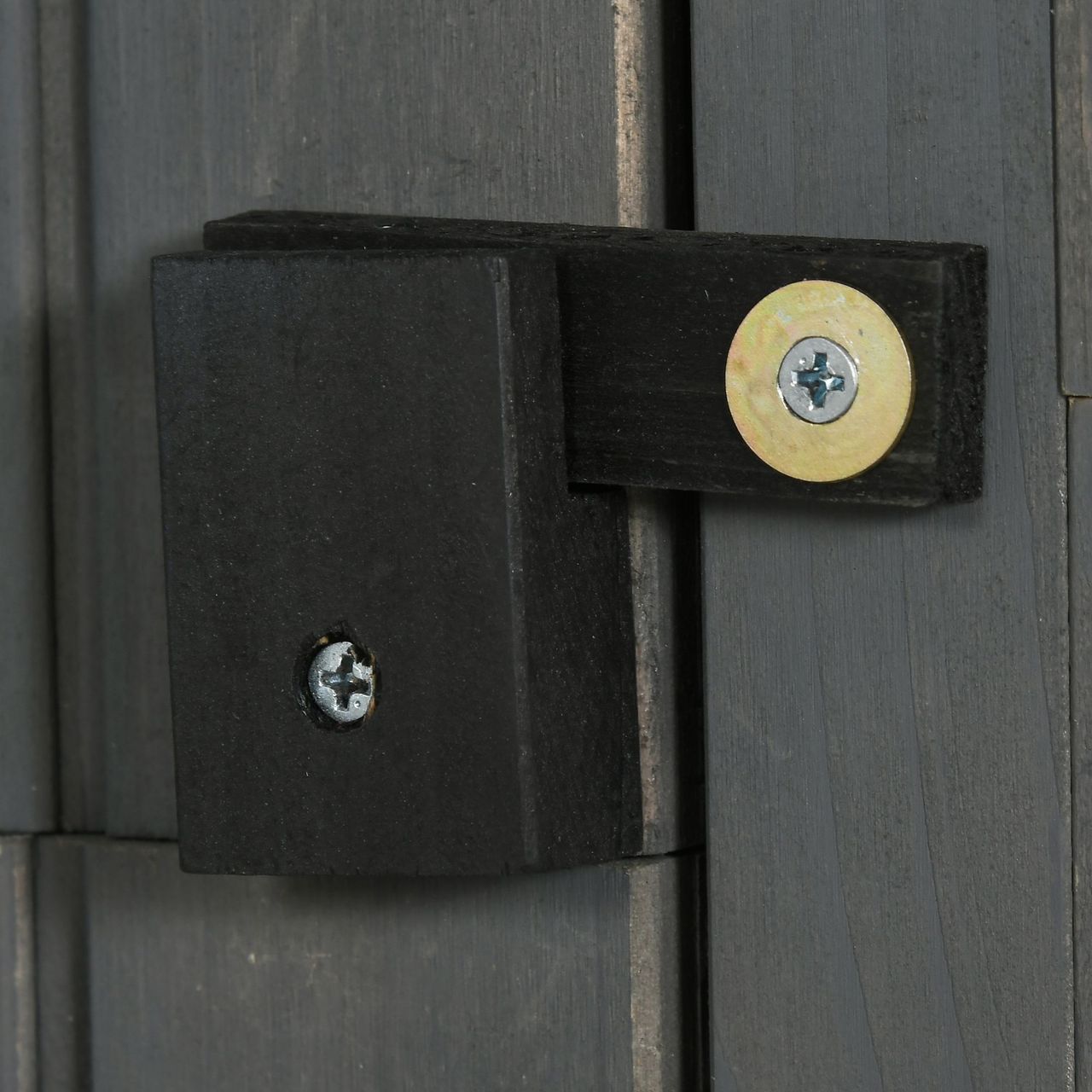 Outsunny Gartenschrank Geräteschuppen mit Fachböden Asphaltdach Holz Grau