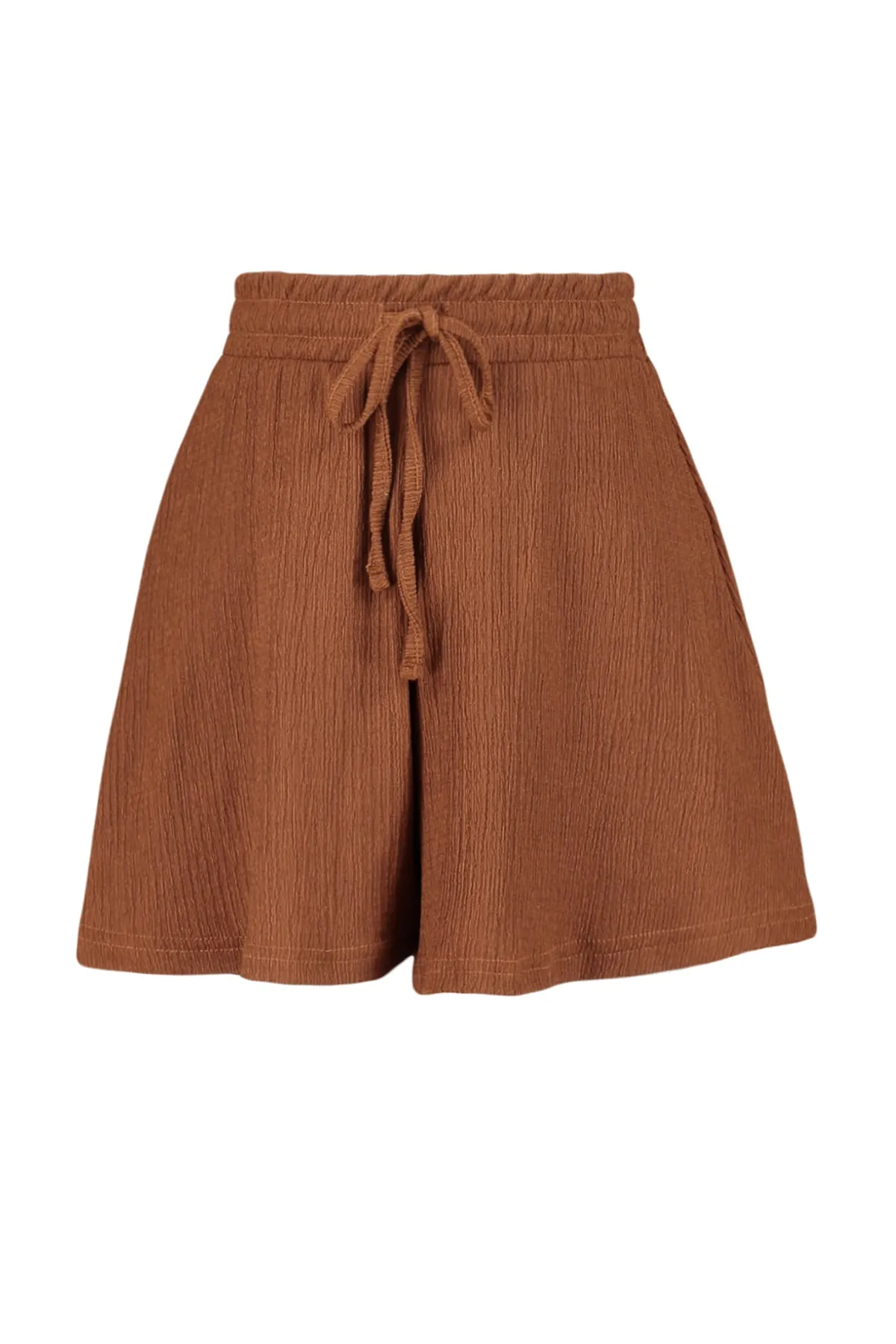 Trendyol Collection  Braune Relaxed Fit Shorts mit normaler Taille und Wickel-/Strukturstrickmuster TWOSS22SR0212
