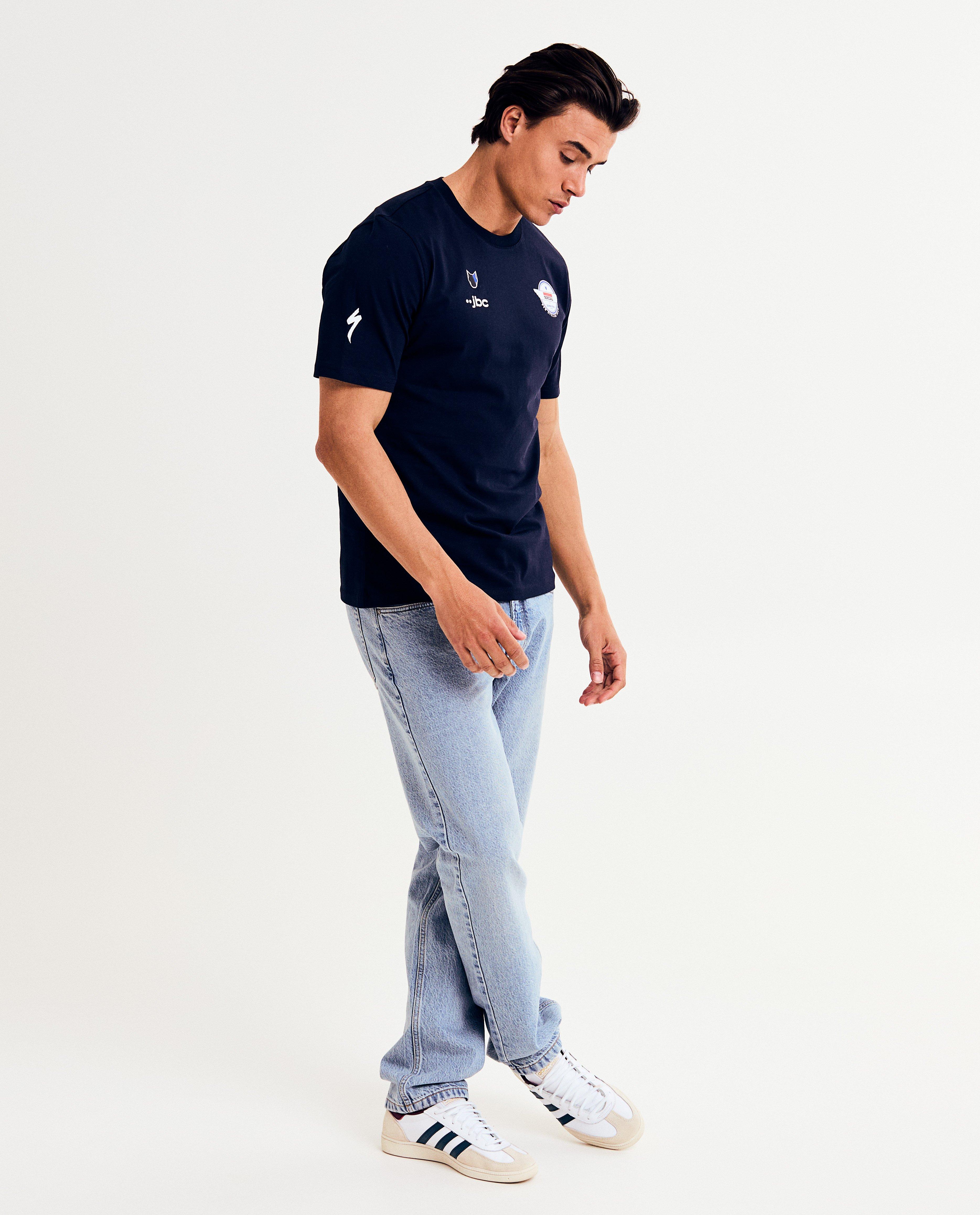 JBC Sponsor T-shirt med The Wolfpack-logotyper mörkblå