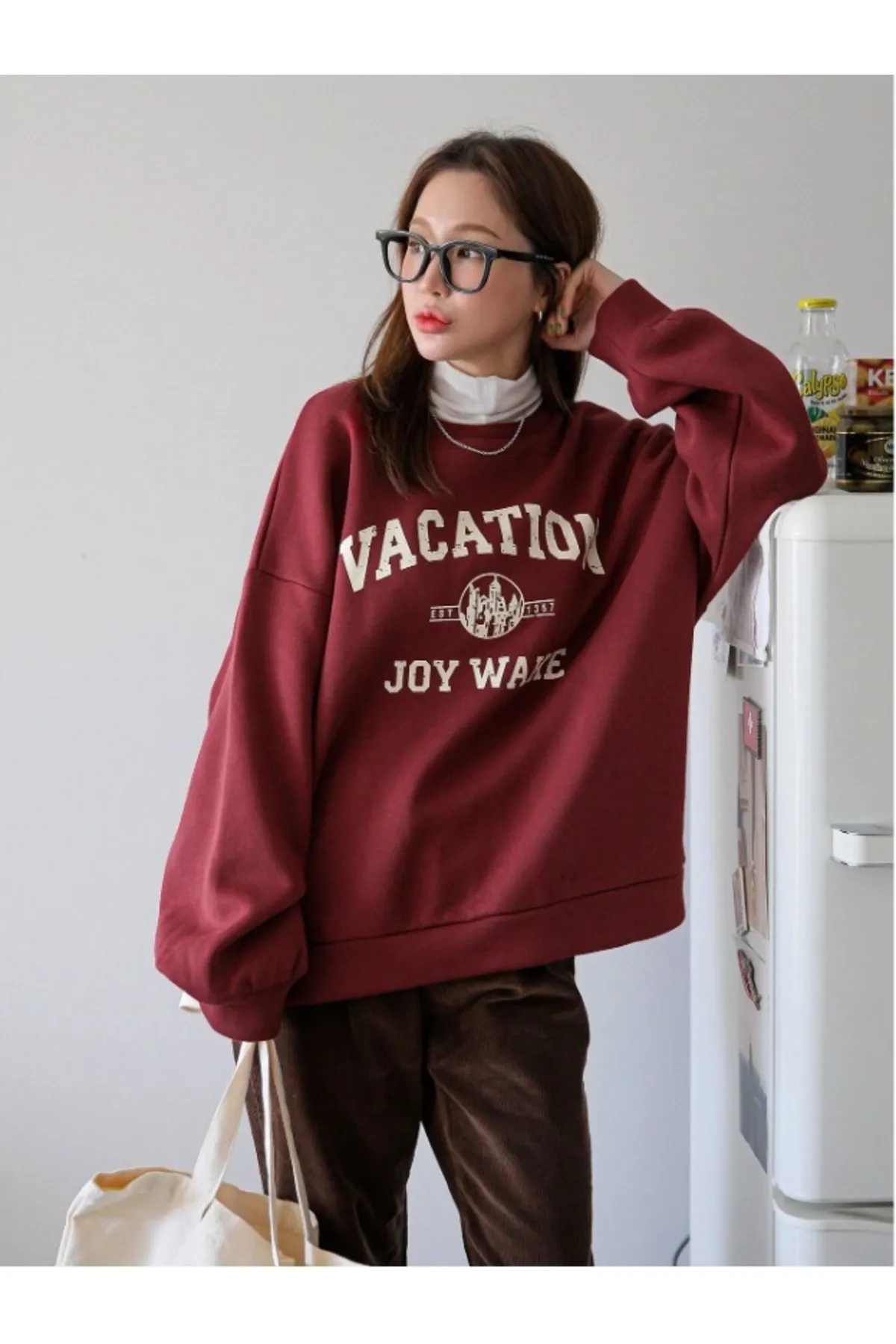 Know  Damen-Sweatshirt „Vacation Joy Wake“ in Burgunderrot, bedruckt, Oversize-Sweatshirt mit Rundhalsausschnitt