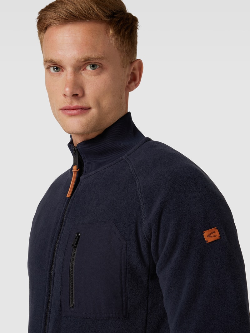 Fleecejacke mit Brusttasche in dunkelblau