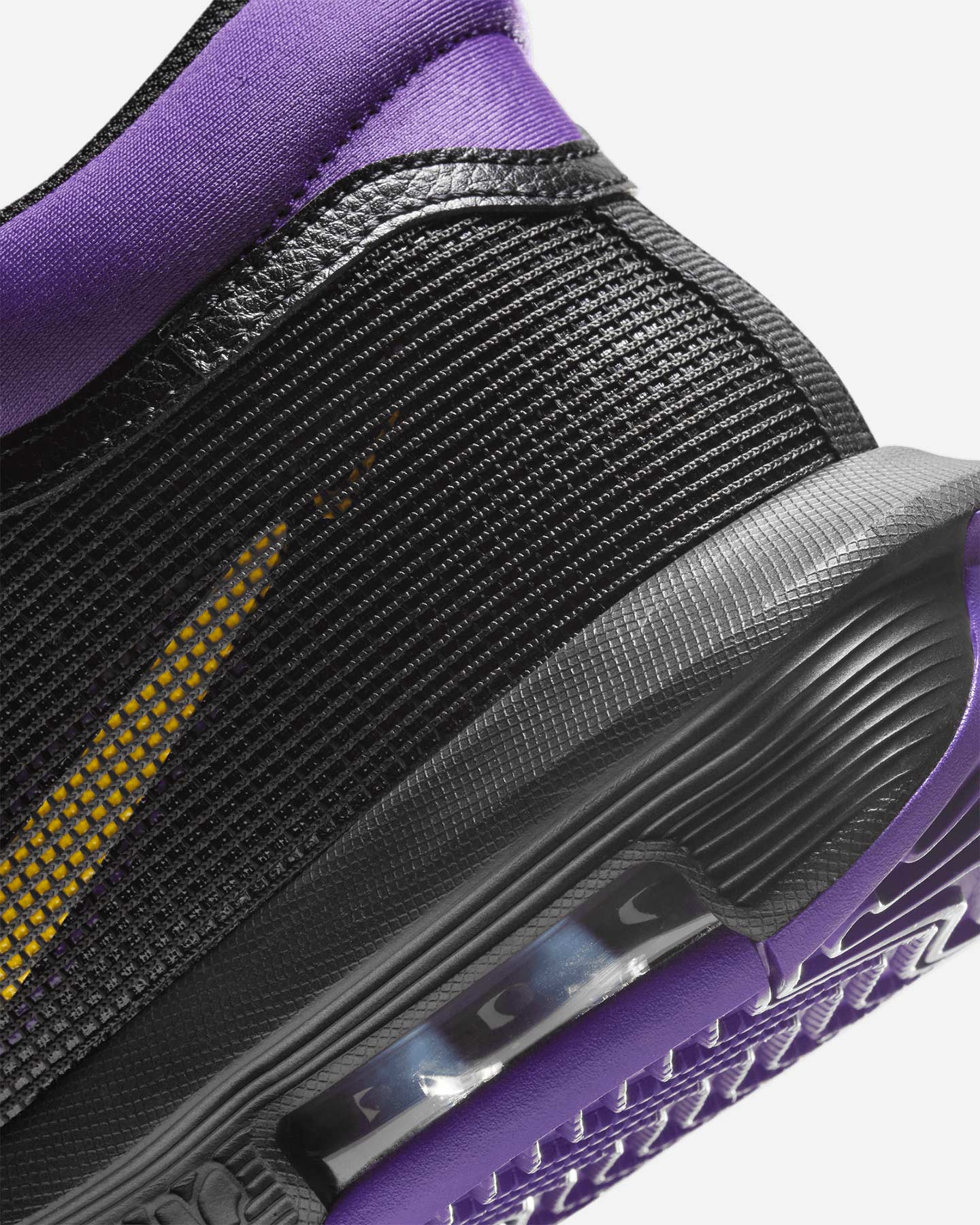 Scarpe Basket Nike Lebron Witness Viii M FB2239-001