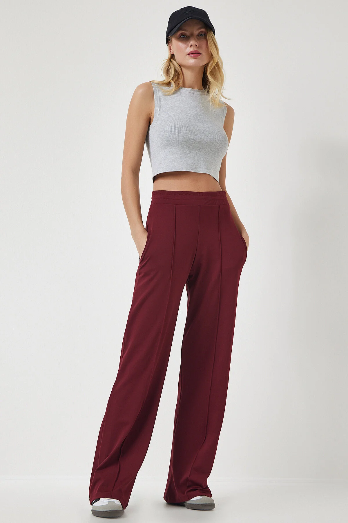 Happiness İstanbul  Burgunderrote, dehnbare Jogginghose mit hoher Taille für Damen BF00030