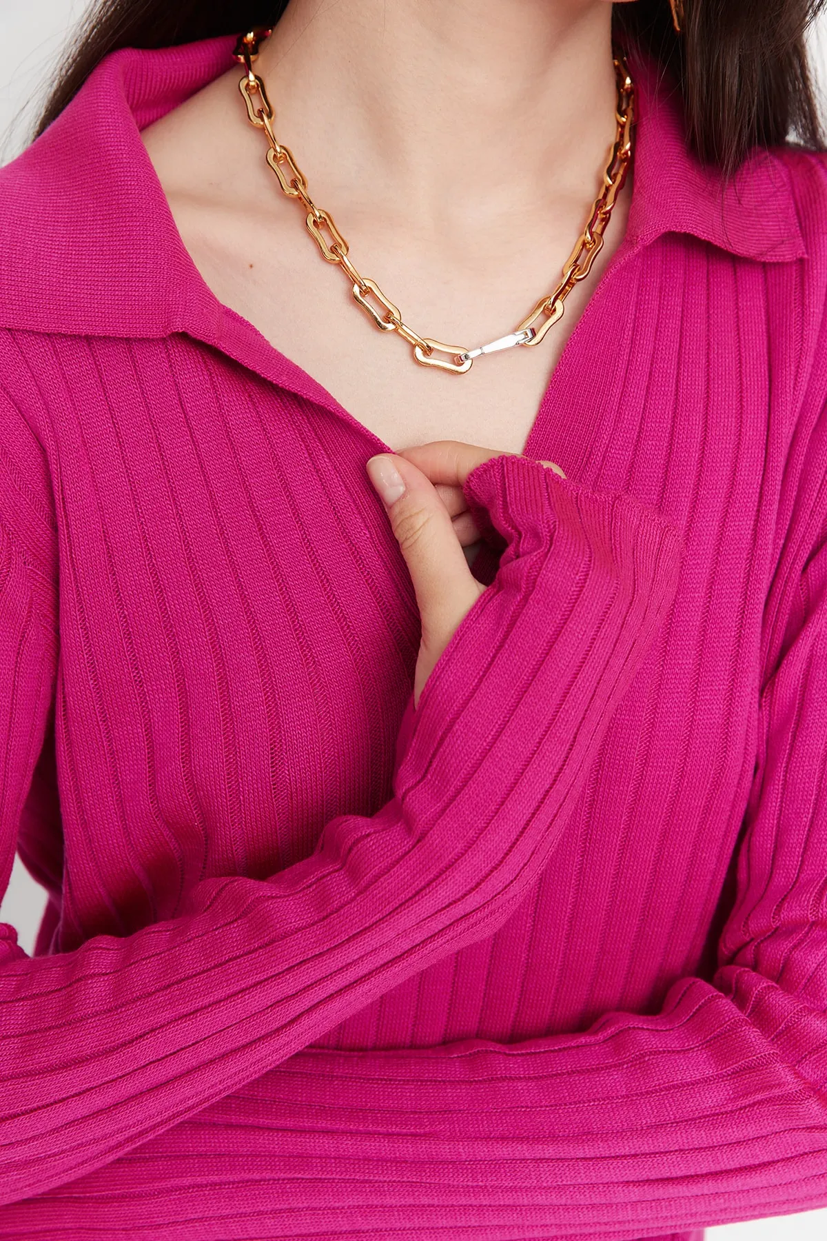 Trendyol Collection  Fuchsiafarbener Strickpullover mit Rollkragen TWOAW21KZ1113