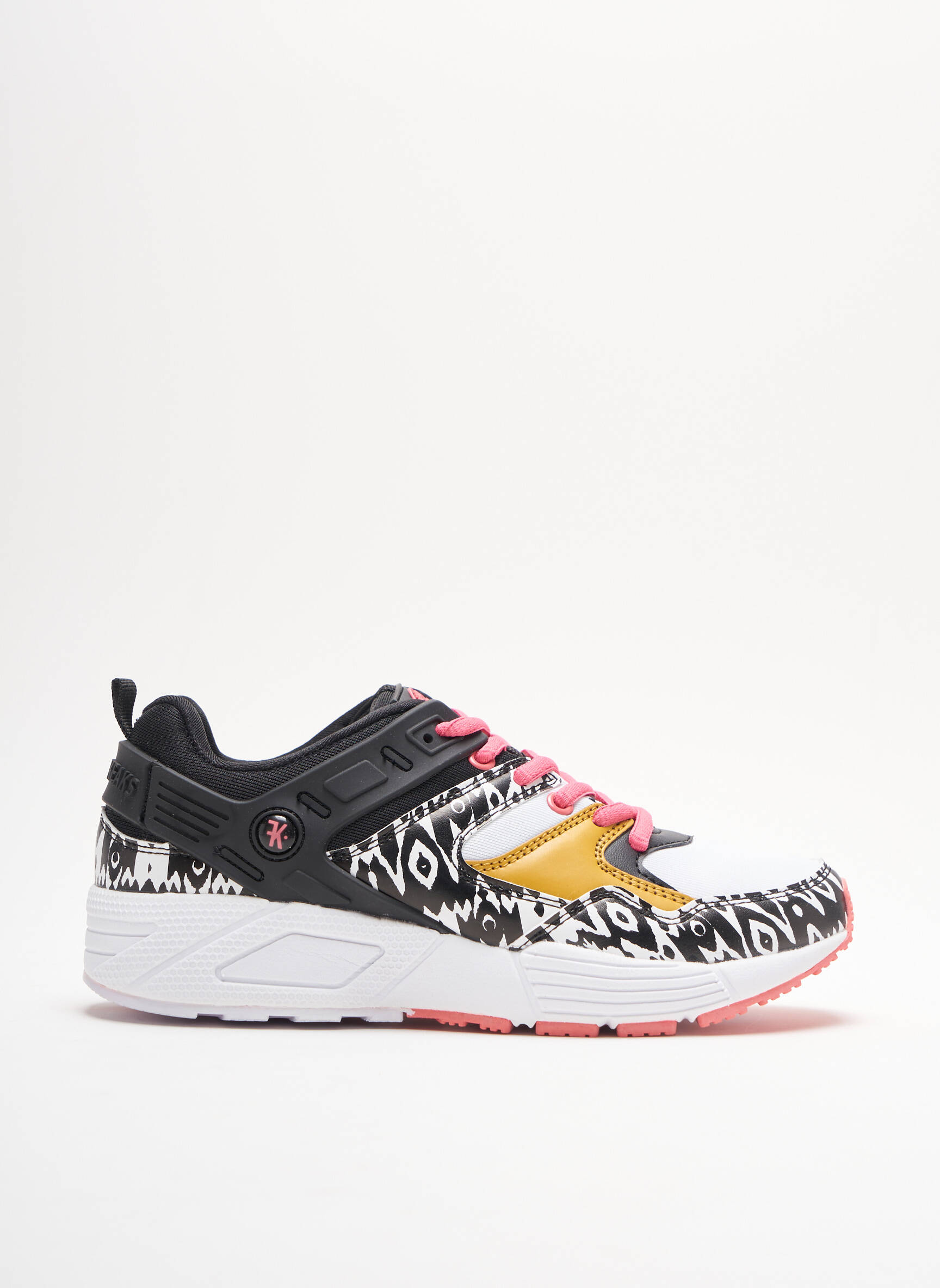 Frenchkeaks Baskets Femme couleur noir