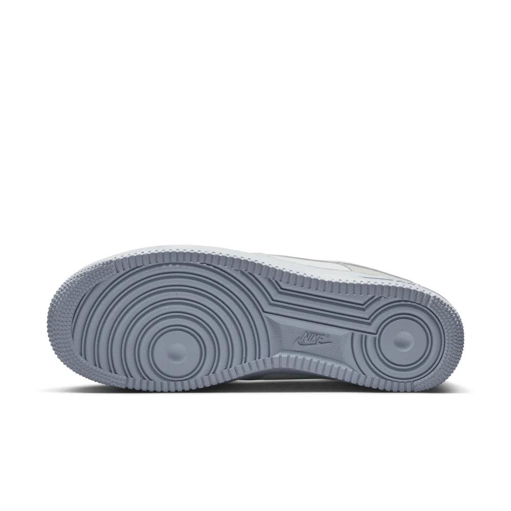 Nike Air Force 1 07 LV8 EMB Low DV0787-100 / weiss