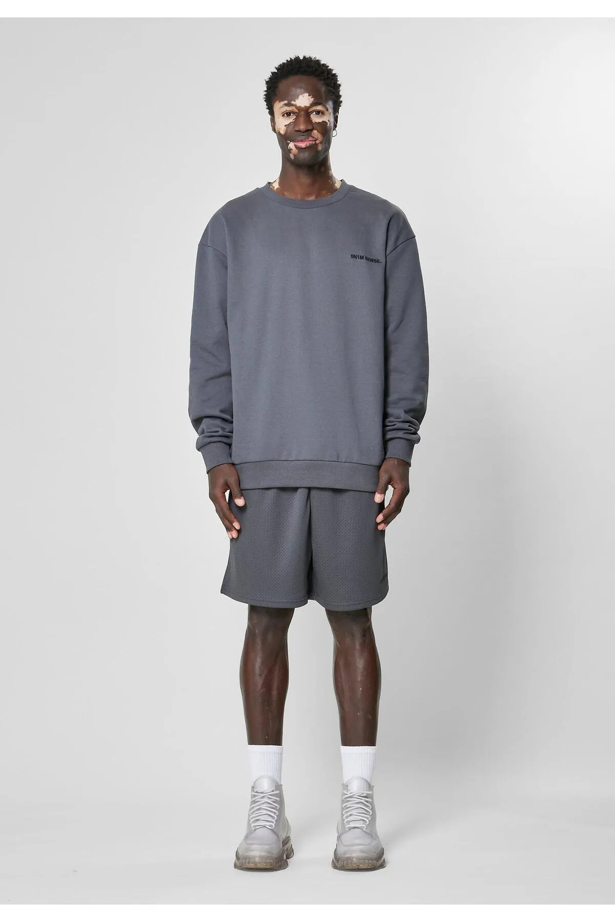 9N1M SENSE  Unisex Essential Mesh Shorts