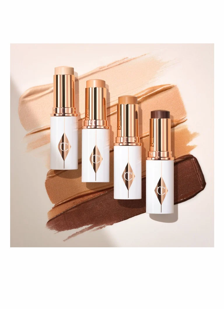 Fond de ten hidratant Charlotte Tilbury Unreal Skin Sheer Glow Tint - Stick