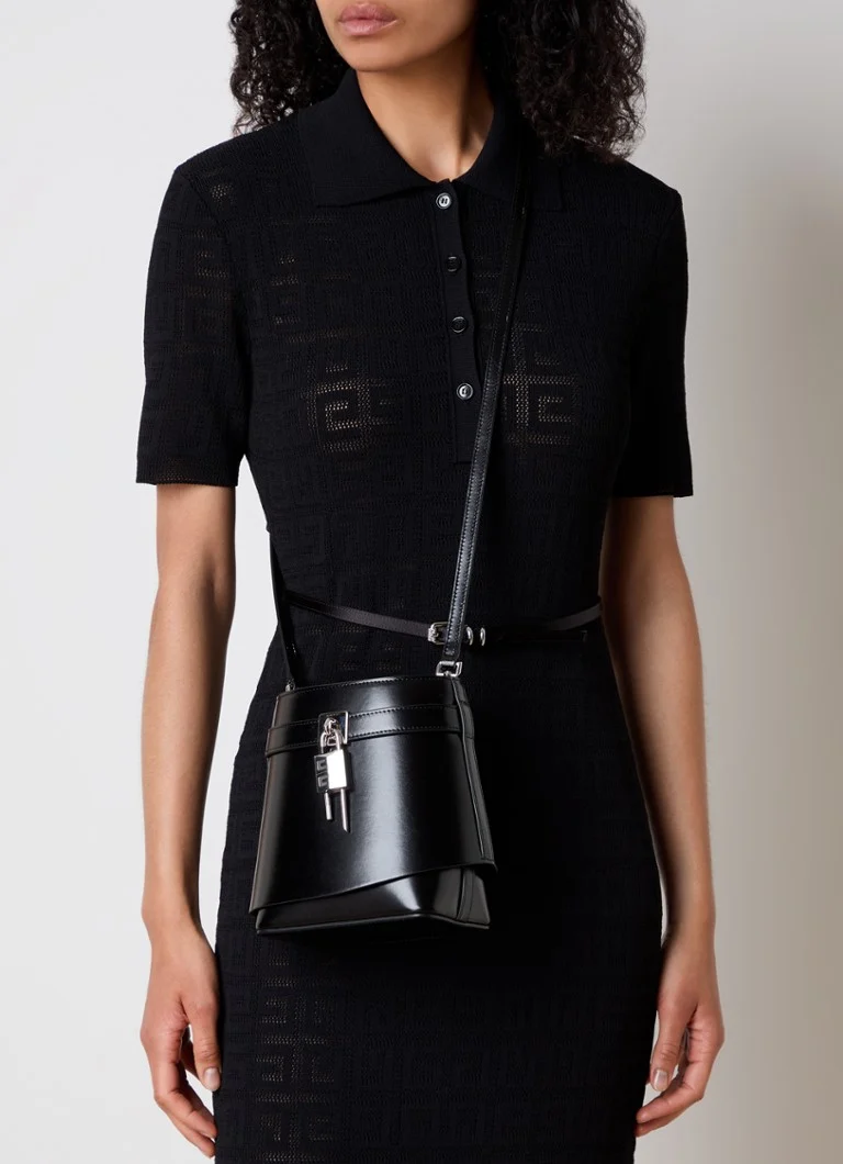 Givenchy Shark Lock Bucket rokassoma no teļādas ar noņemamu plecu siksnu