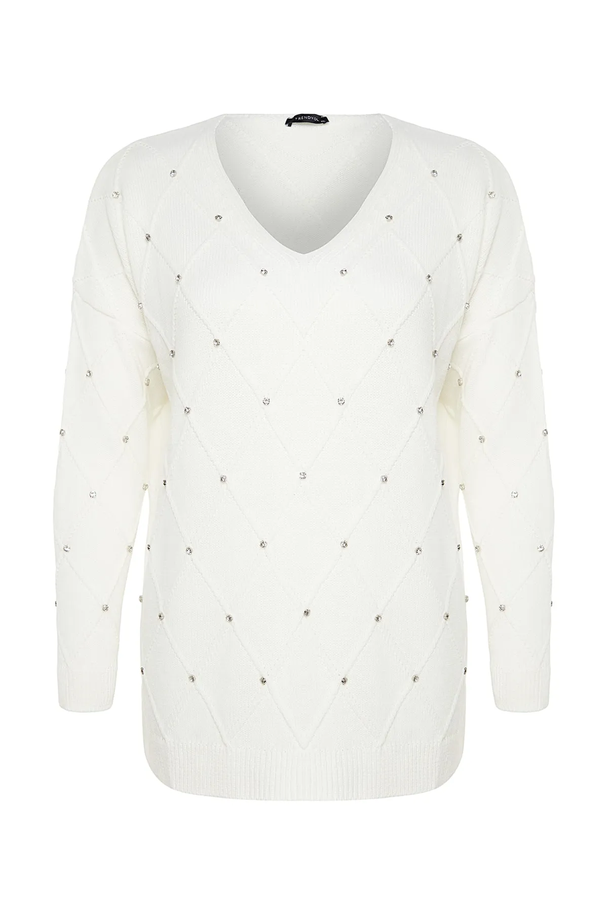 Trendyol Curve  Ecrufarbener Strickpullover mit Steinstickerei TBBAW24AN00031