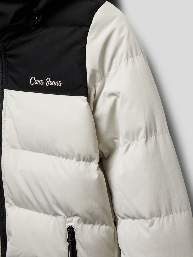 Steppjacke mit Kapuze Modell 'Defne' in offwhite