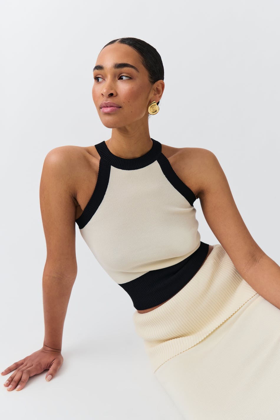 Knitted contrast tank