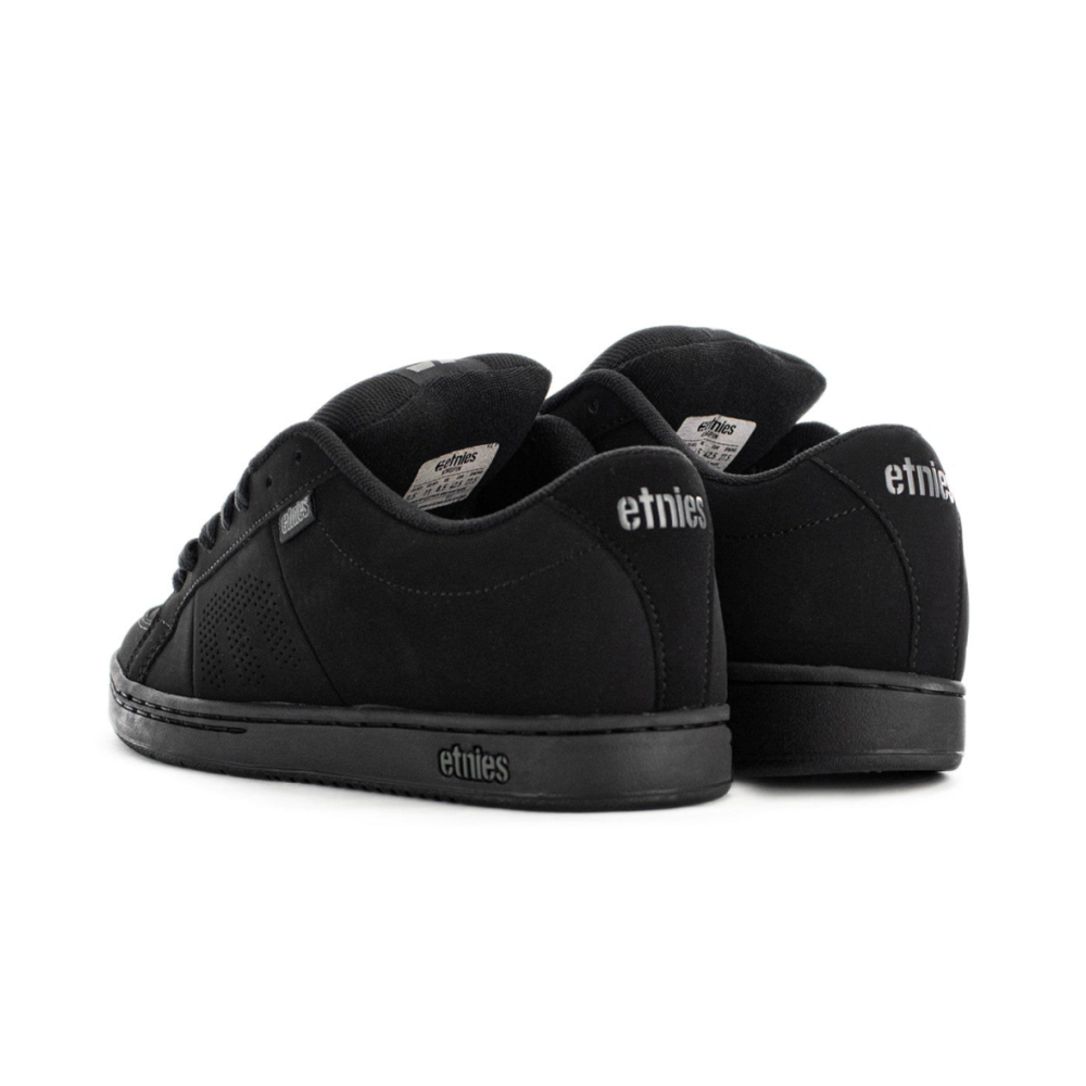 Etnies Kingpin 4101000091-003 / schwarz