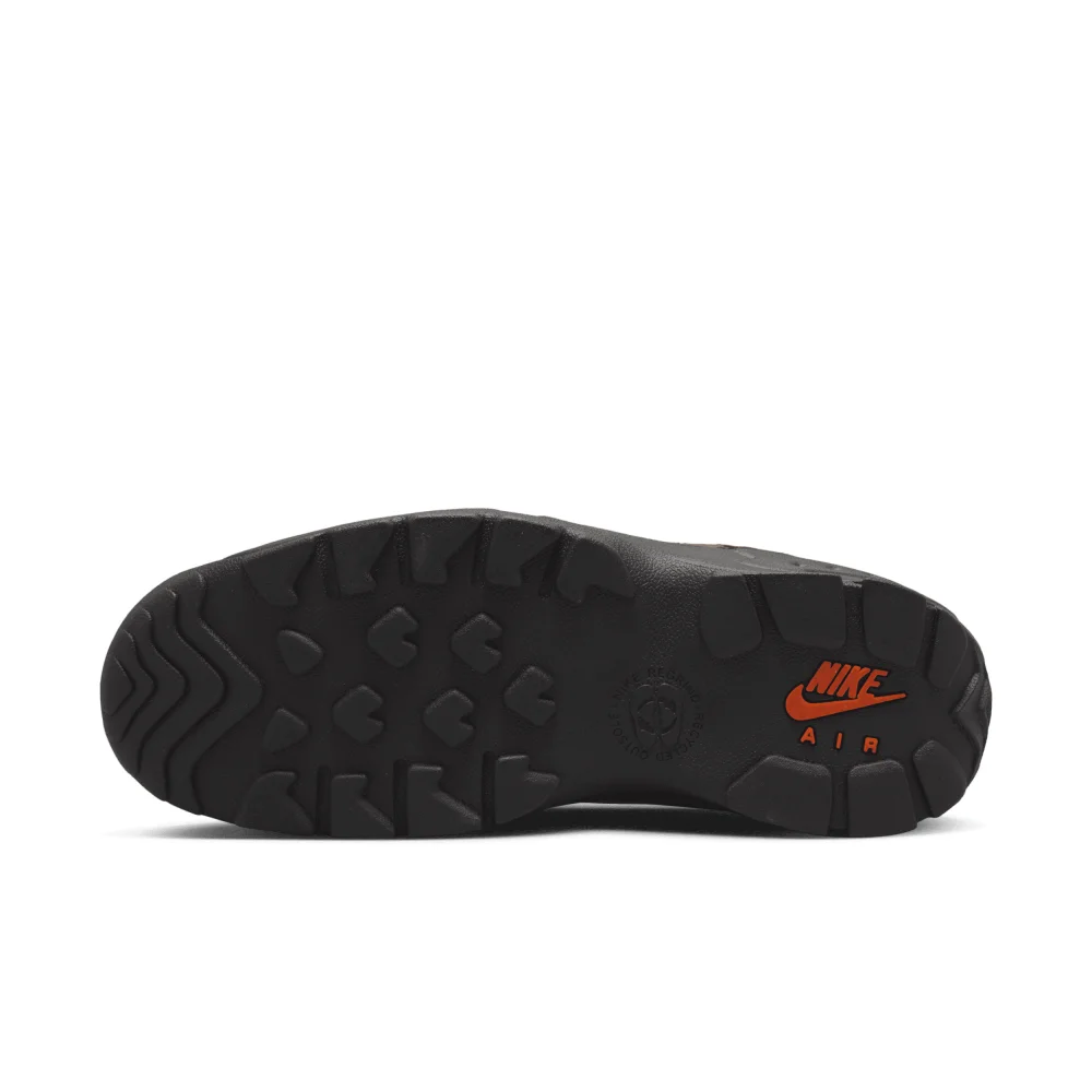 Nike ACG Air Mada DO9332-200 / braun