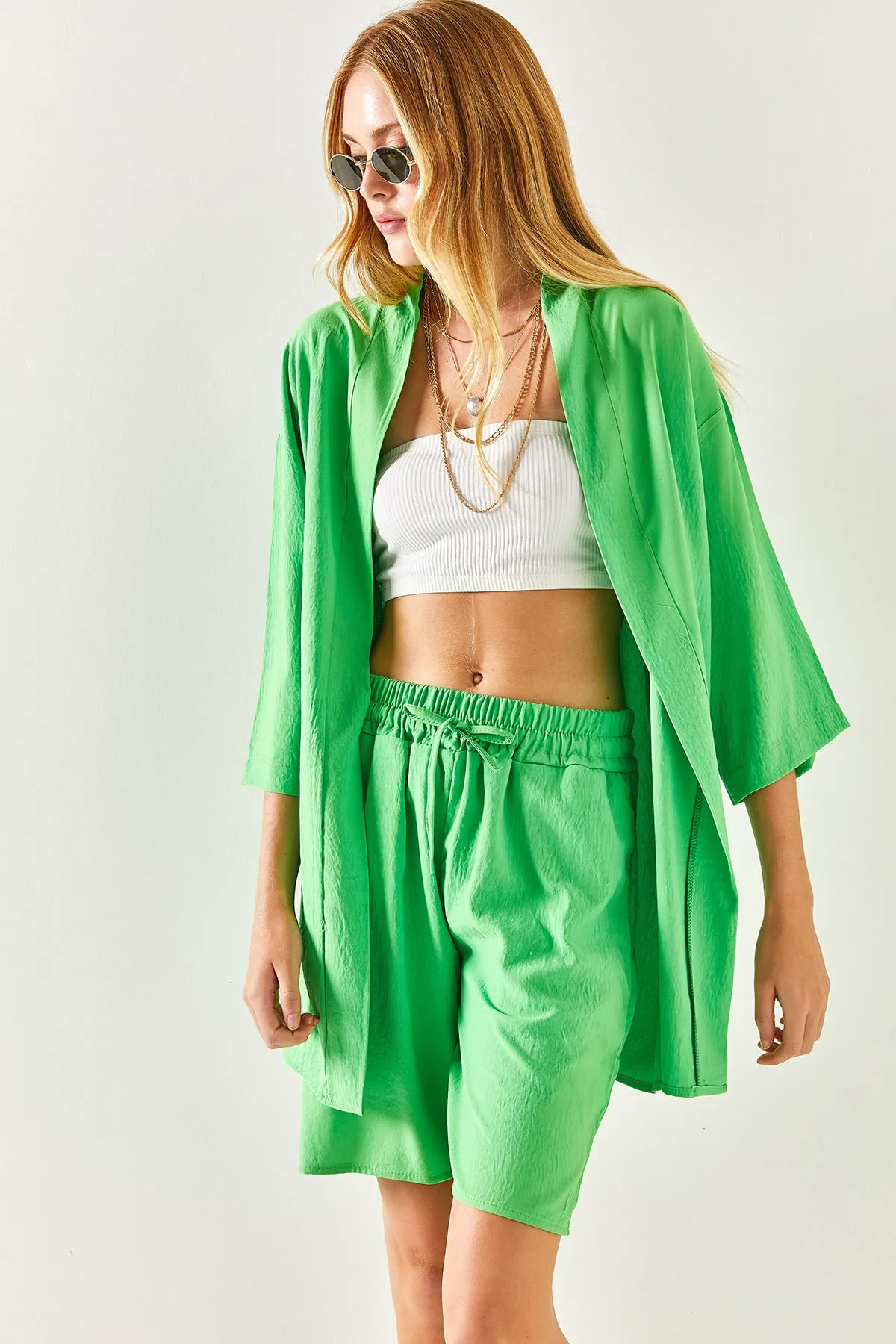 Olalook  Damen-Kimono-Set mit erdnussgrünen Shorts TKM-19000216