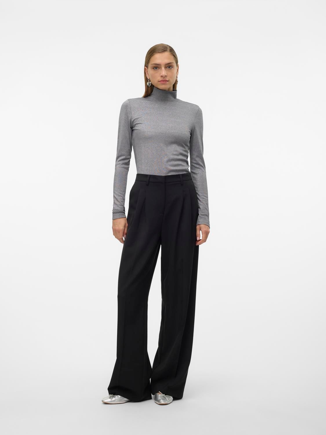 VMNICHOLLE Top
