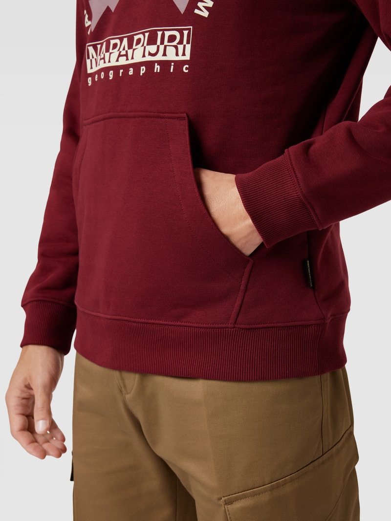 Hoodie mit Label-Print in dunkelrot
