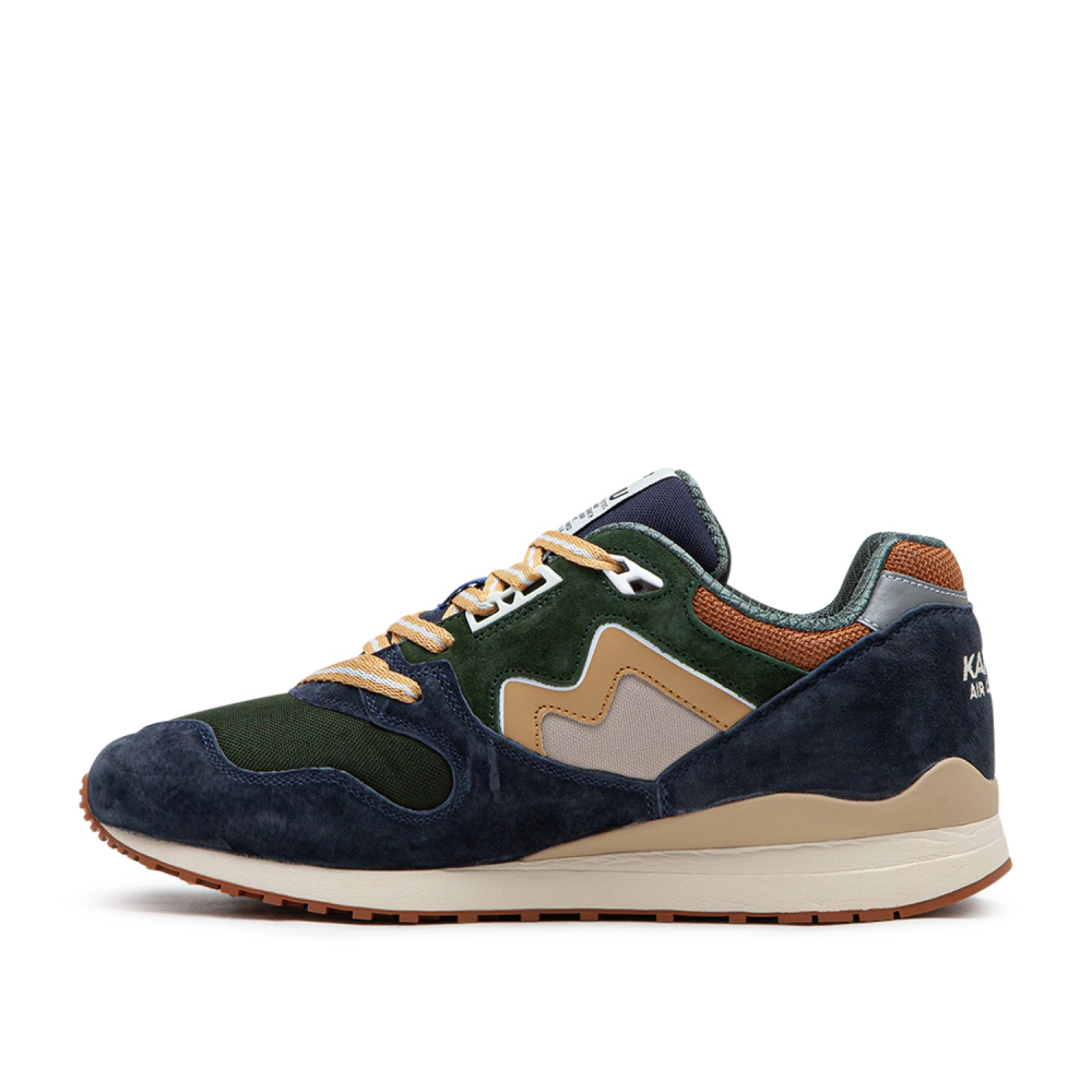 Karhu Synchron Classic F802681 / blau