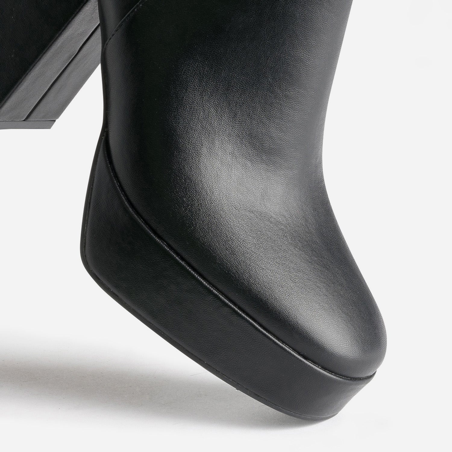 Boots TEXTO noir éco-conçu à talon carré