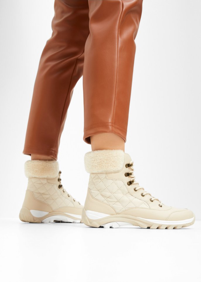 Trekking Boot